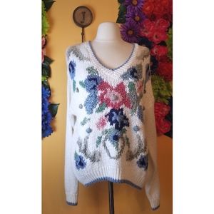 Vintage Nuggets Grandmacore Blue & White Knit Floral Sweater- Large